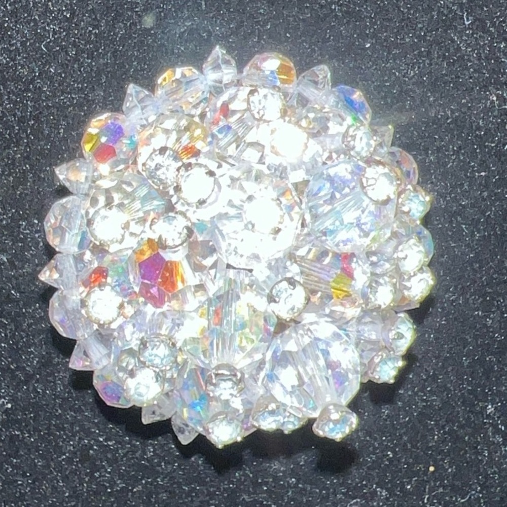 Aurora Borealis Pin/Brooch Beautiful Vintage